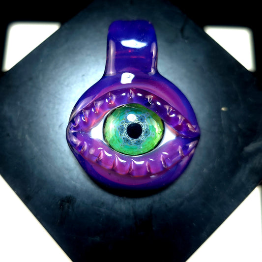 Stargazer eye pendant